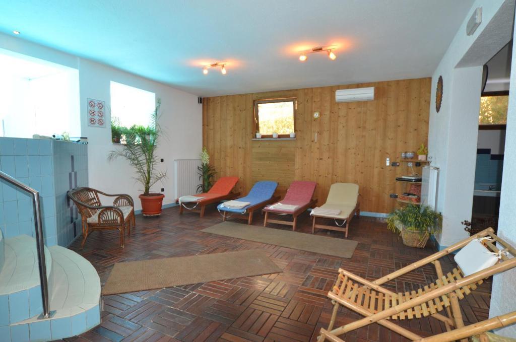 Apartments Ana Wellness Ровин Екстериор снимка
